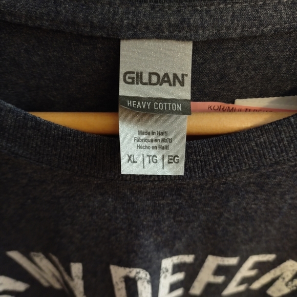 Gildan T Shirt NWT - Picture 5 of 5